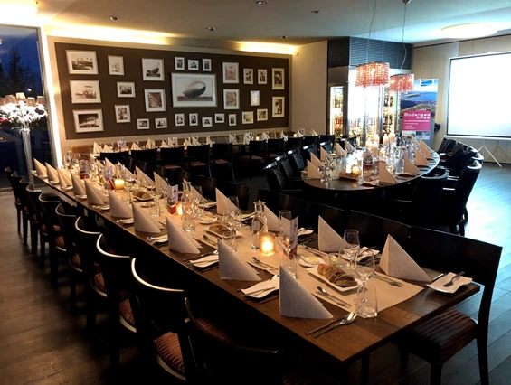 Hochzeit: Zeppelin Hangar Friedrichshafen