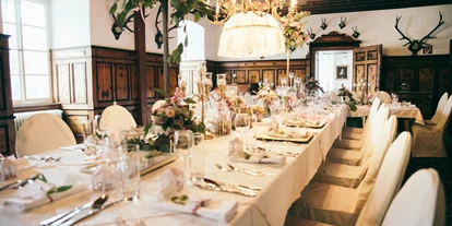 Matrimonio - Guttaring (Guttaring) - Tafel im Zirbensaal
Schloss Lichtengraben - Gut Schloss Lichtengraben  - romantisches Schloss exklusive mieten