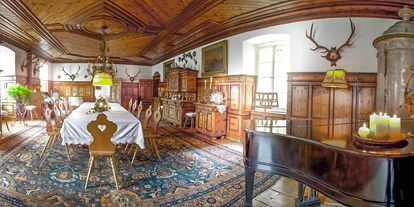 Matrimonio - Guttaring (Guttaring) - Zirbensaal 
Schloss Lichtengraben - Gut Schloss Lichtengraben  - romantisches Schloss exklusive mieten