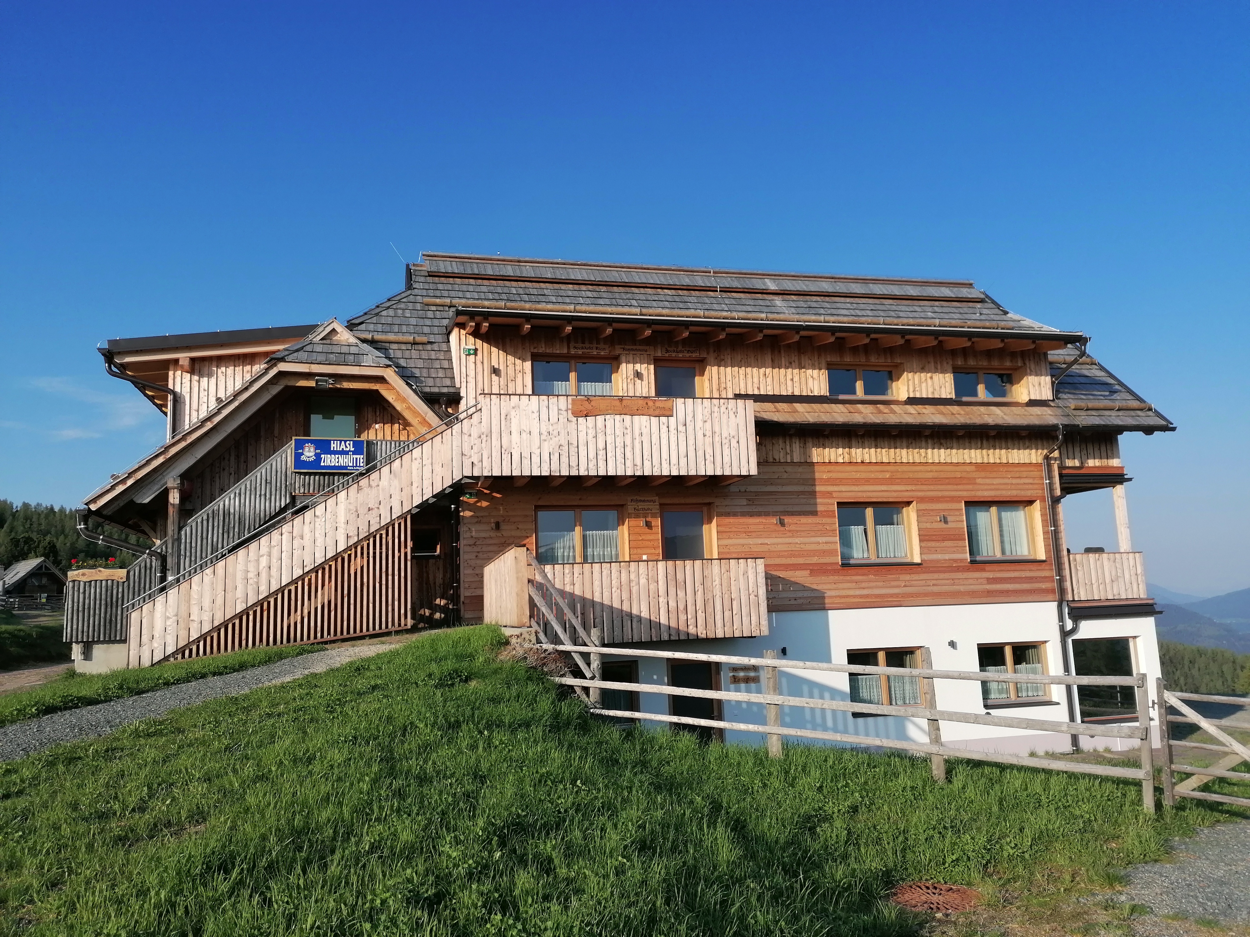 Hochzeitslocation: Almgasthof Hiasl Zirbenhütte - Almgasthof Hiasl Zirbenhütte