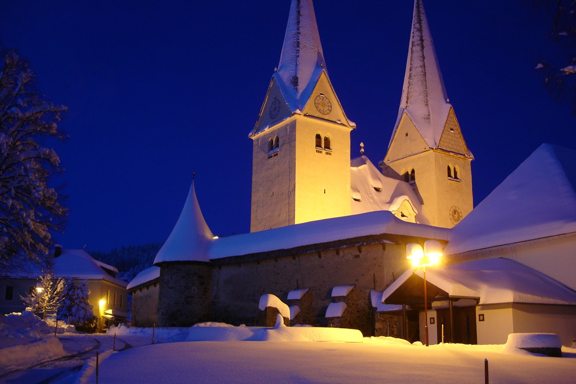 Hochzeit: Die Wehrkirche - Messnerwirt Diex