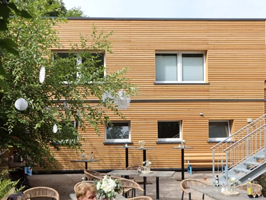 Hochzeitslocation: Hintere Terrasse - Thalmühle Meisdorf