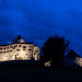 Hochzeit: Schloss bei Nacht - Schloss Friedberg