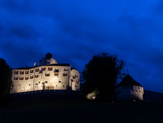 Hochzeit: Schloss bei Nacht - Schloss Friedberg