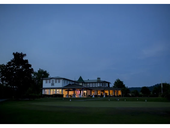 Hochzeit: Golf Café bei Nacht - Golf Café Restaurant