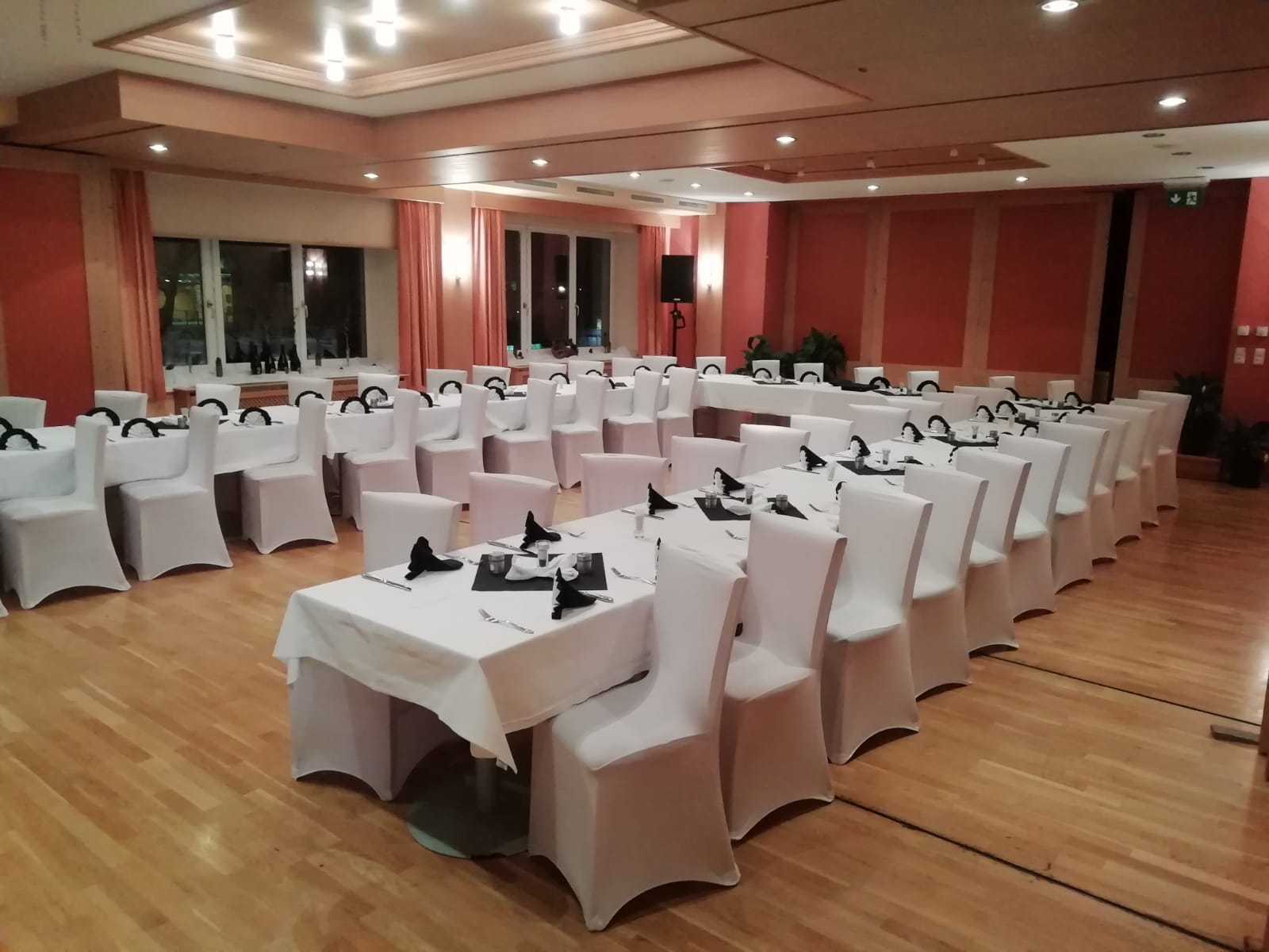 Hochzeit - Umgebung: am Land - Steiermark - Landgasthaus zur Post