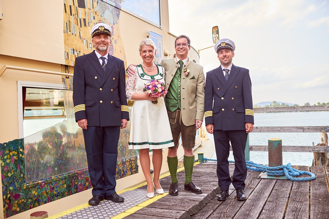 Hochzeit: Attersee Schiffahrt - Kapitänstrauung