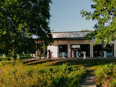 Hochzeitslocation: Seehaus Forst