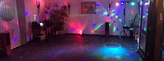 Hochzeitslocation: Unser Wintergarten verwandelt sich bei Ihrer Hochzeit zu der perfekten Tanzlocation - WeinstubeEster