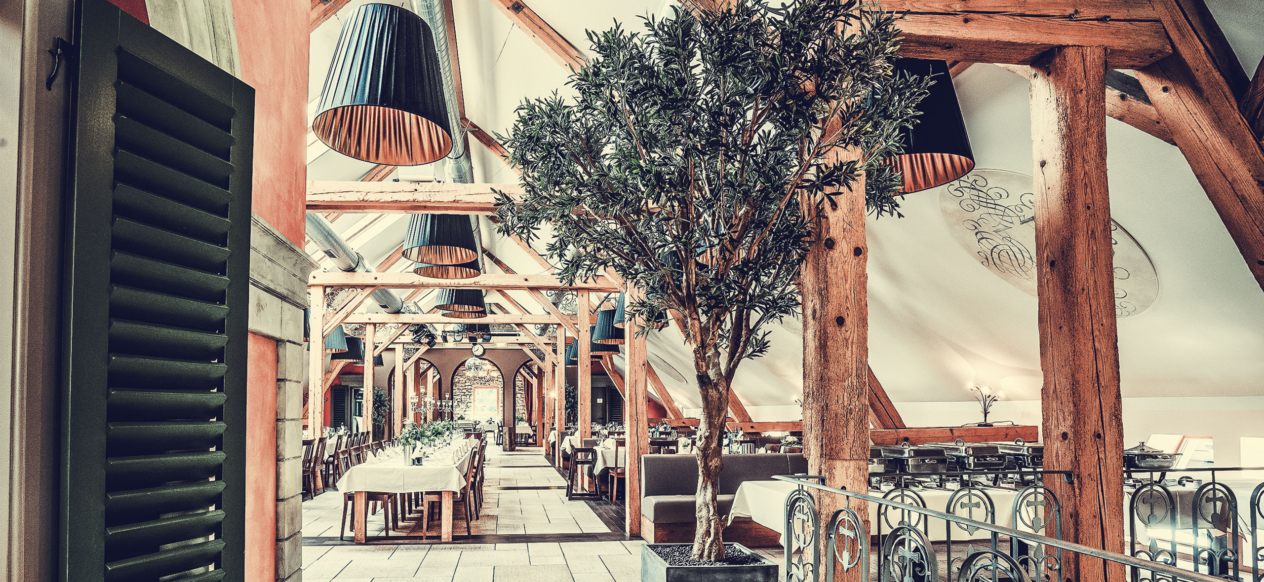 Hofgut Domäne GmbH Informazioni sulle sale da ballo Luogo dell'evento “LUI”