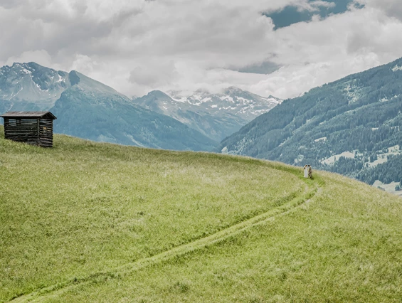 Hochzeit: Der Weg ins gemeinsame Glück - Fotoshooting einer Hochzeit des Sendlhofer's. - Sendlhofer's