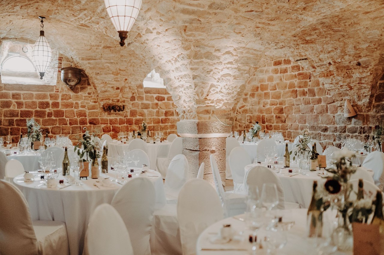 Alte Kellerei  Information about the banquet halls Cross-vaulted cellar