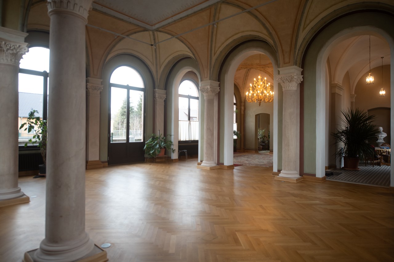 Kaiserbahnhof Halbe Informations sur les salles de bal Salle de réception impériale