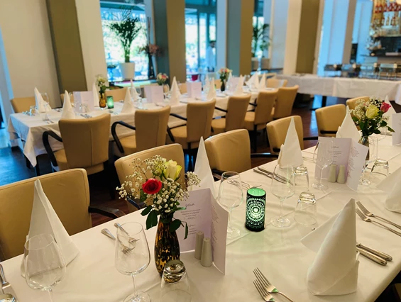 Hochzeit: Eure Hochzeitslocation in Hessen - das Singh Restaurant in Bad Homburg. - Singh Restaurant am Park