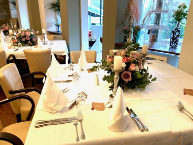 Hochzeit: Singh Restaurant am Park