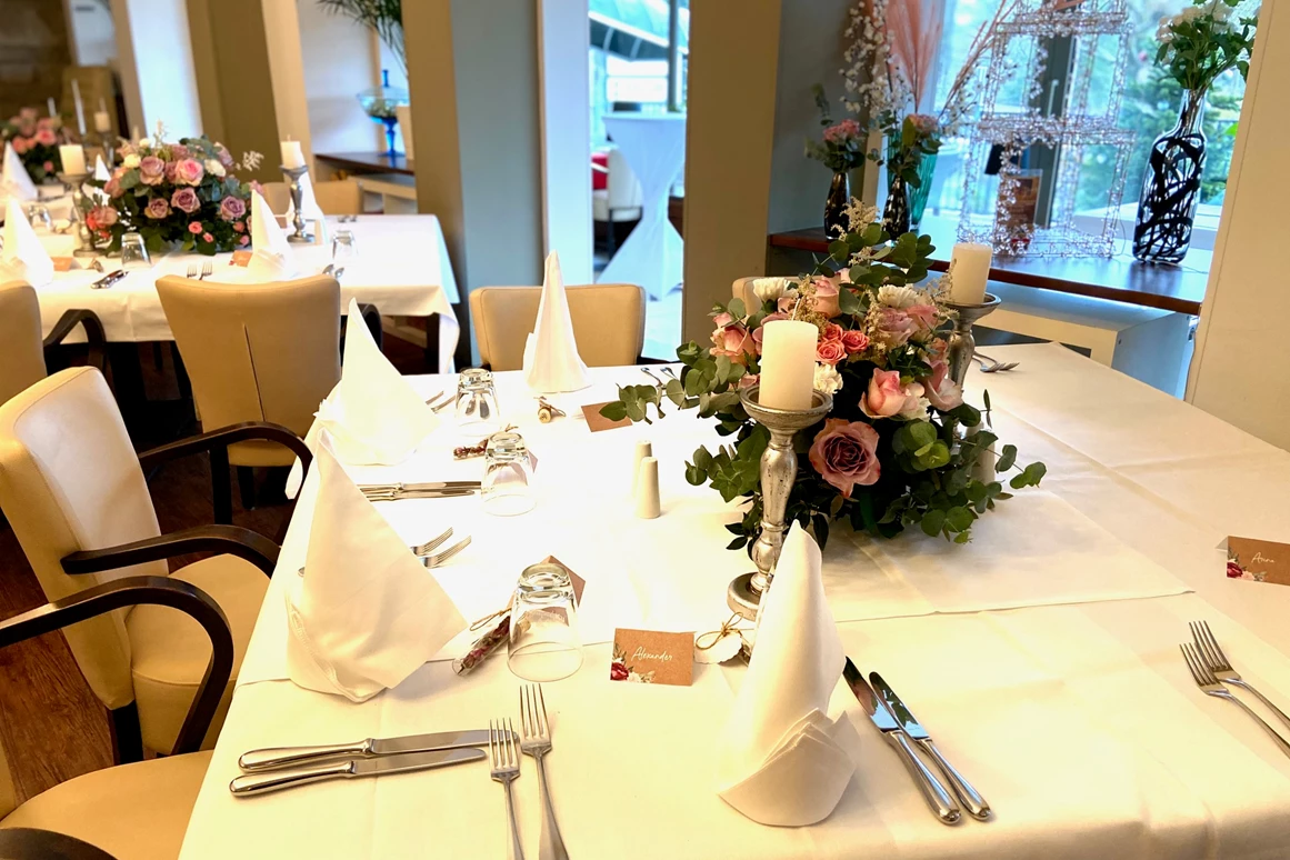 Hochzeit: Singh Restaurant am Park
