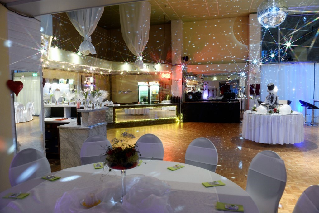 Tanzschule Pelzer Informatie over de balzalen Fontein Hal