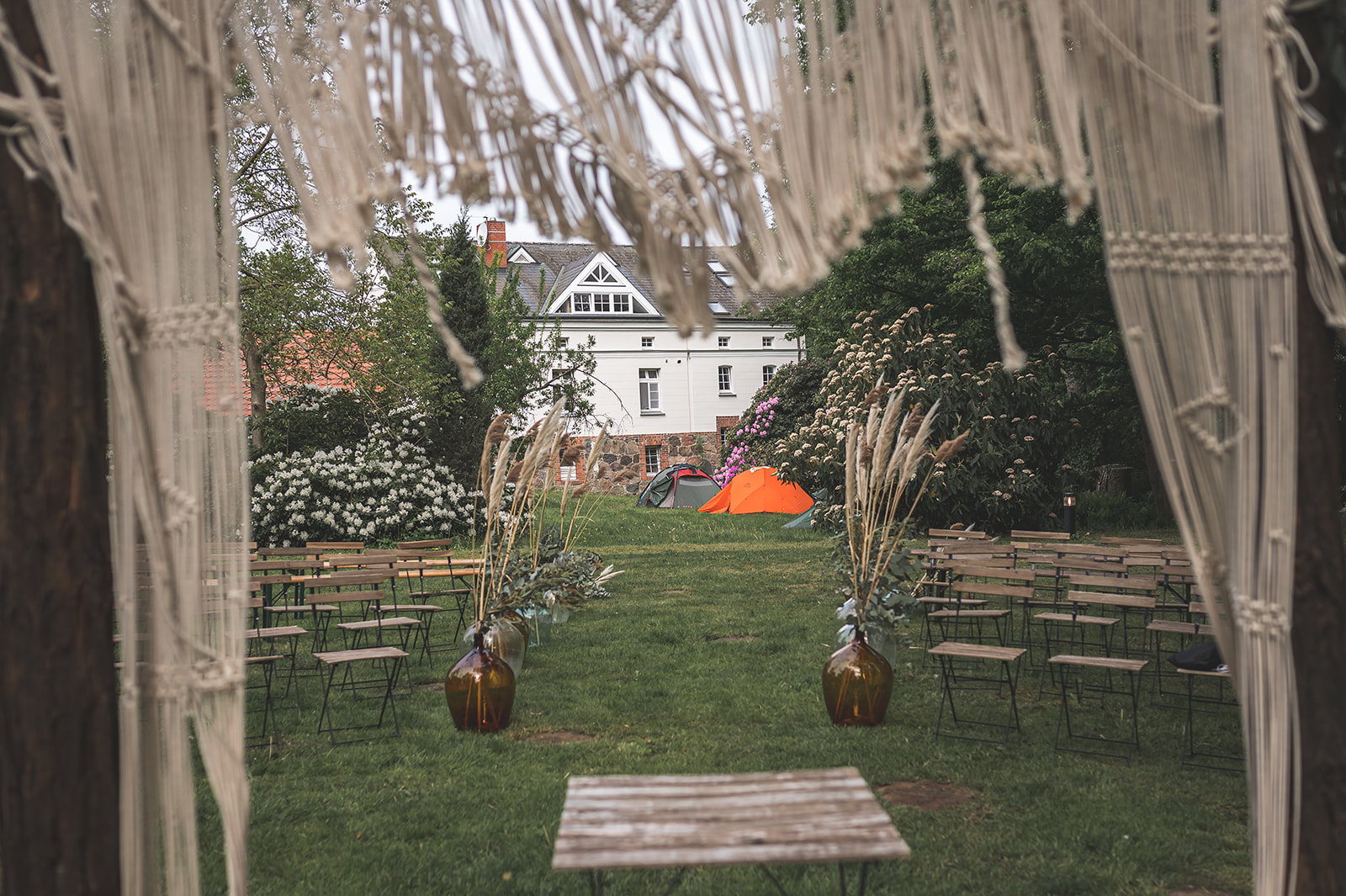 Bruiloft - Brandenburg - Eine Gartenhochzeit auf der Beke Mühle. - Beke Mühle