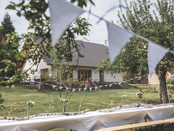 Hochzeit: Eine Gartenhochzeit auf der Beke Mühle. - Beke Mühle