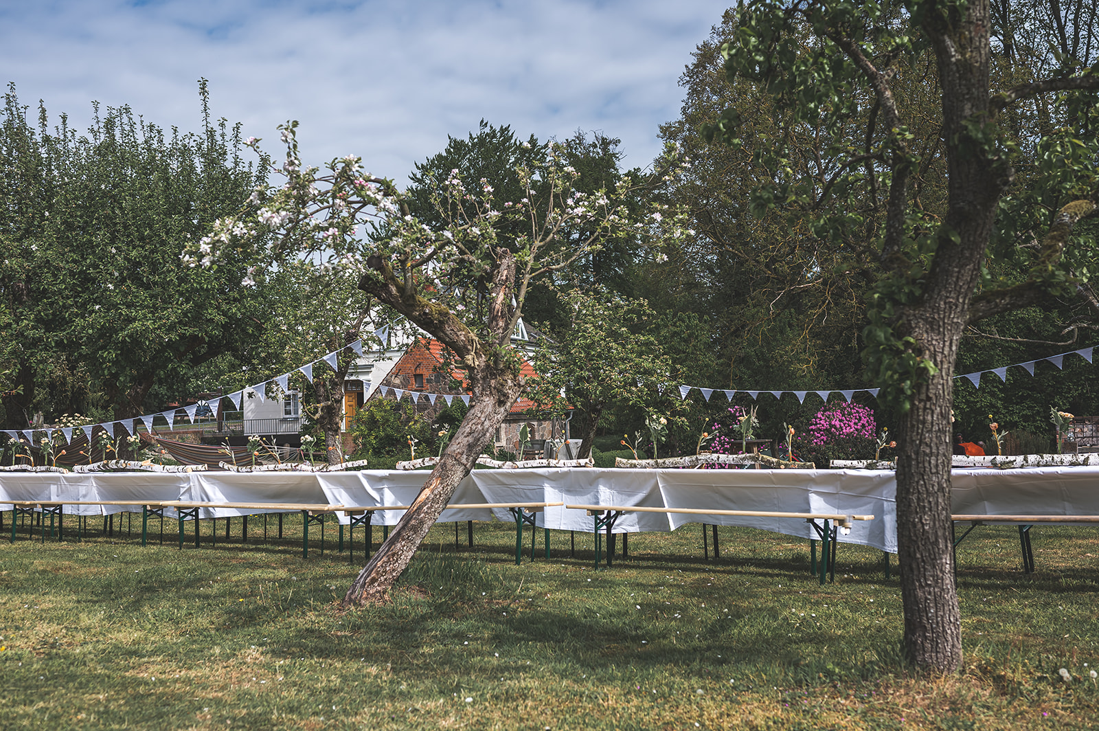 Hochzeitslocation: Eine Gartenhochzeit auf der Beke Mühle. - Beke Mühle