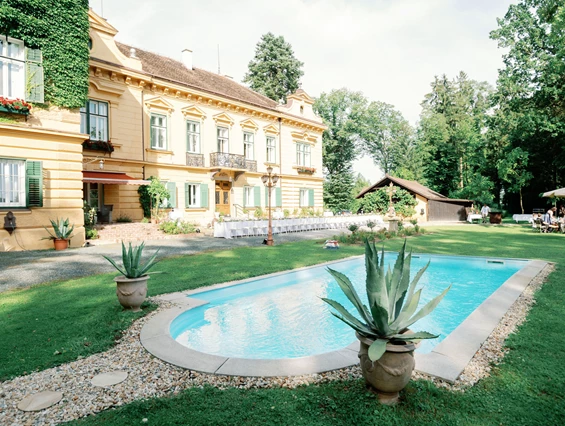 Hochzeitslocation: Palais mit Pool - Palais Kneissl