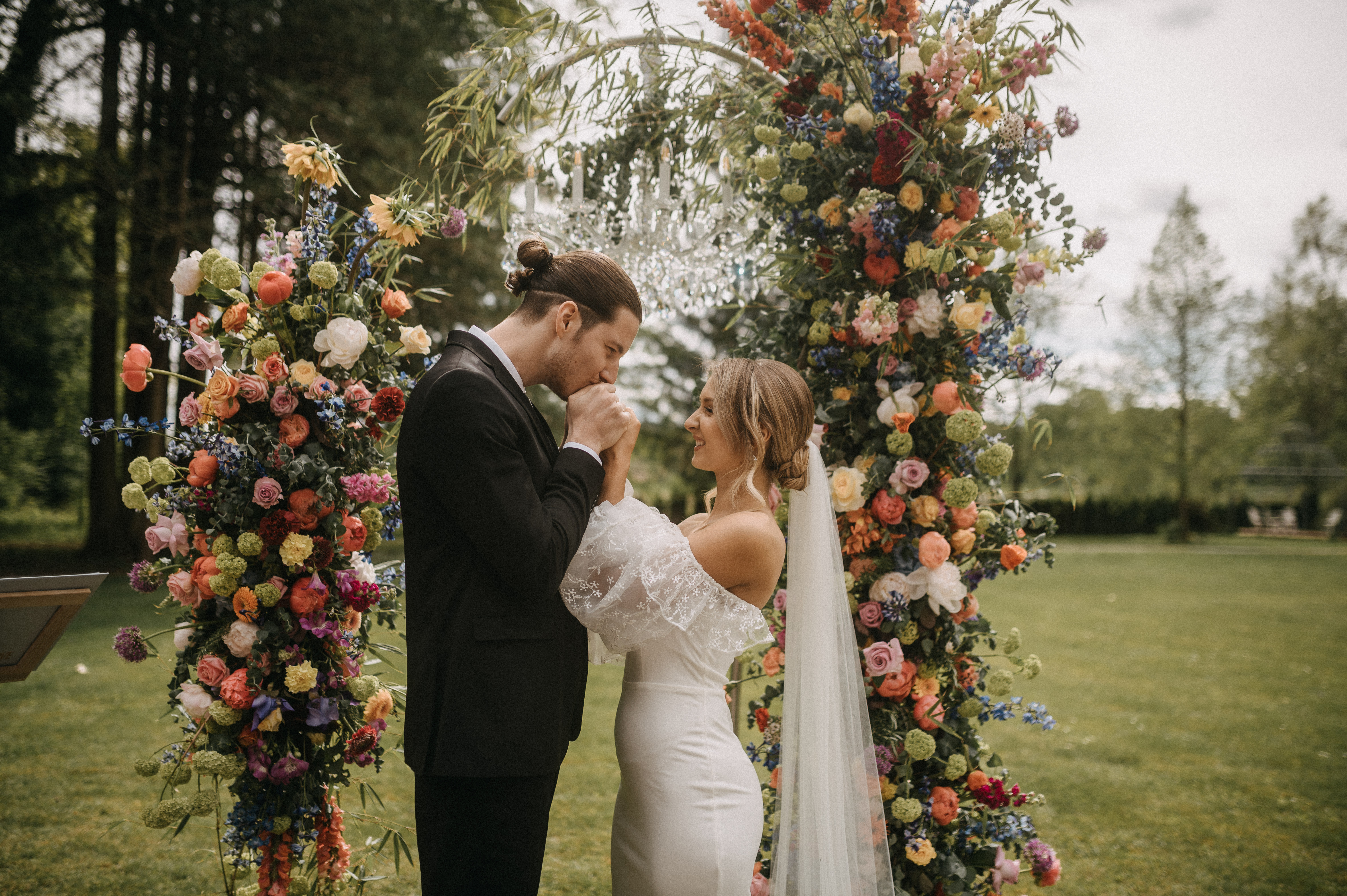 Hochzeit: Zeremonie im Park - Palais Kneissl