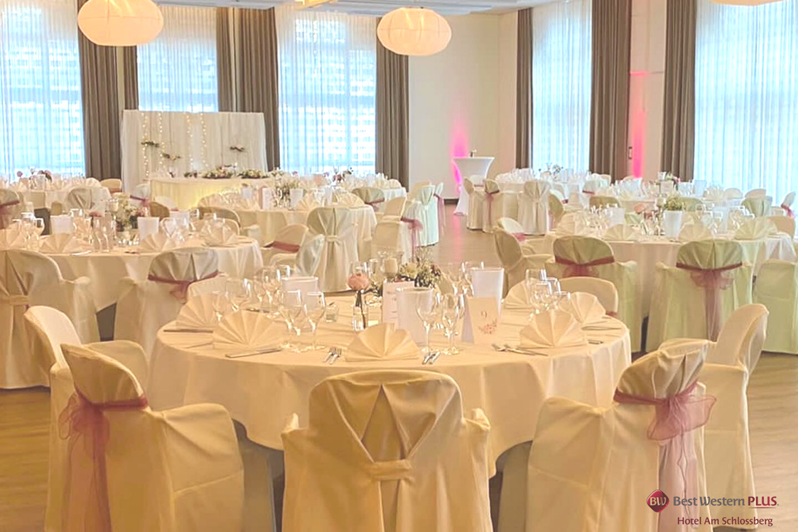Hochzeit: Gala Bestuhlung Raum 1-7 - Best Western Plus Hotel Am Schlossberg
