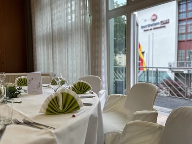 Hochzeitslocation: Hochzeitsdekoration - Best Western Plus Hotel Am Schlossberg