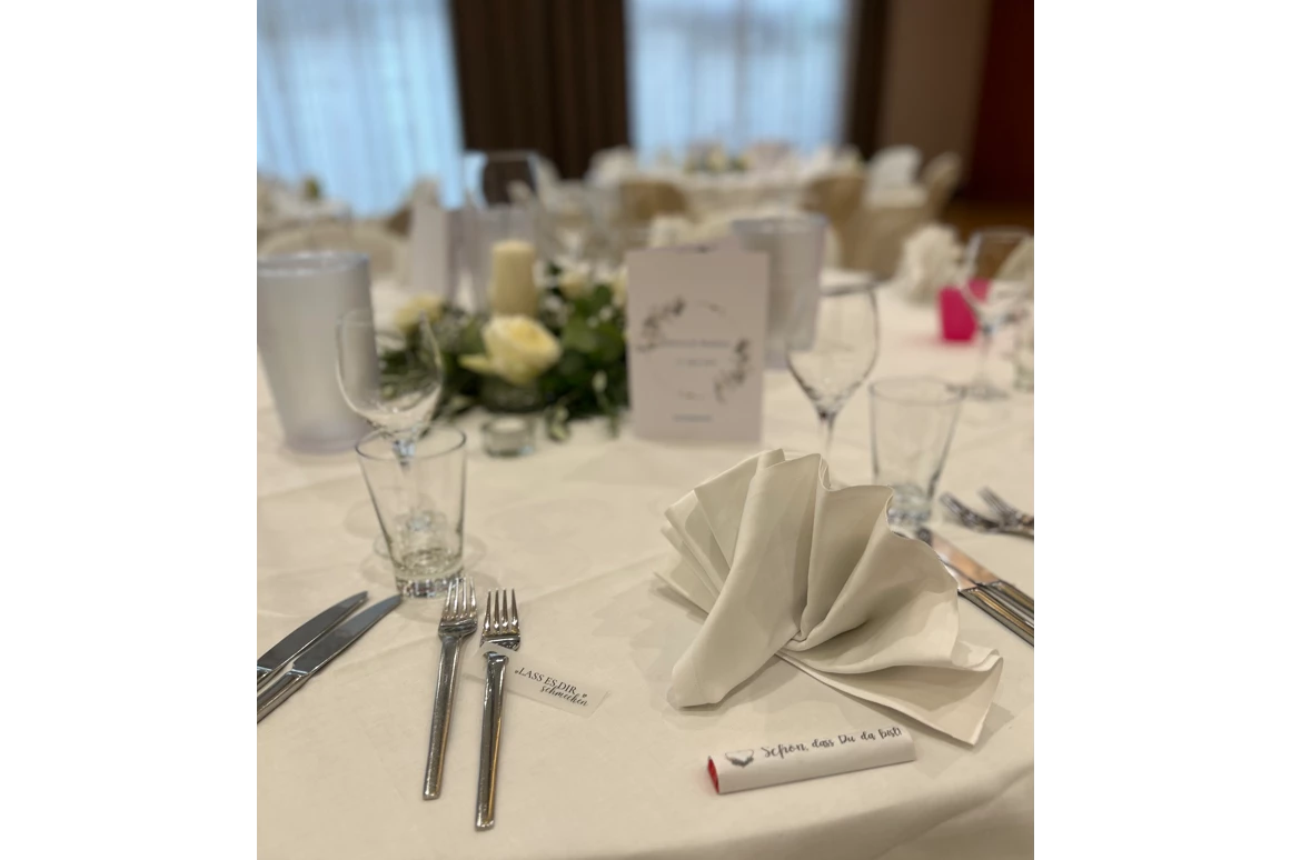 Hochzeitslocation: Hochzeitsdekoration - Best Western Plus Hotel Am Schlossberg