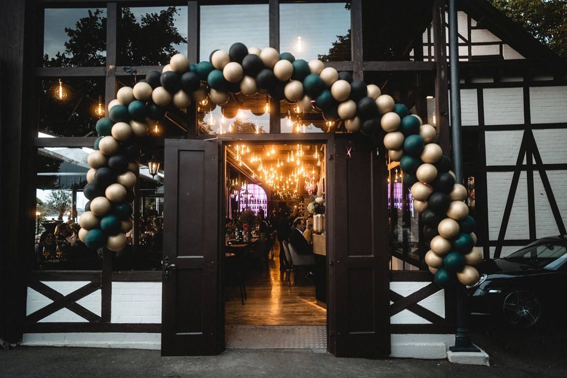 Hochzeitslocation: Bahnhöfchen Bonn