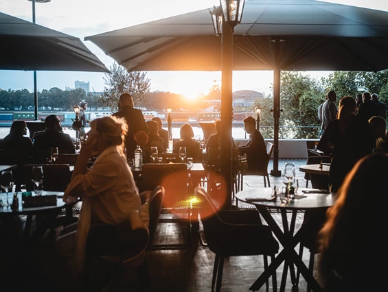 Hochzeitslocation: Bahnhöfchen Bonn