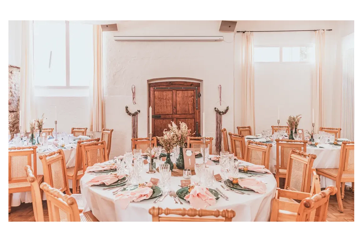 Hochzeitslocation: Scheune Hochzeit Mainz - Sankt Gereon Hochzeitslocation