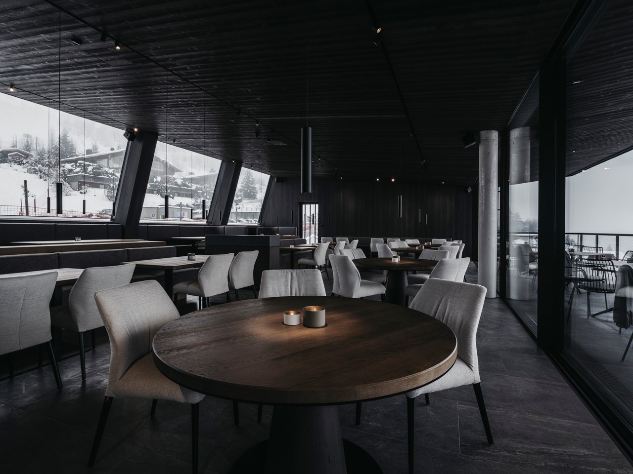 deck7 - Rooftop Haven Mountain Retreat Informations sur les salles de bal À l'intérieur