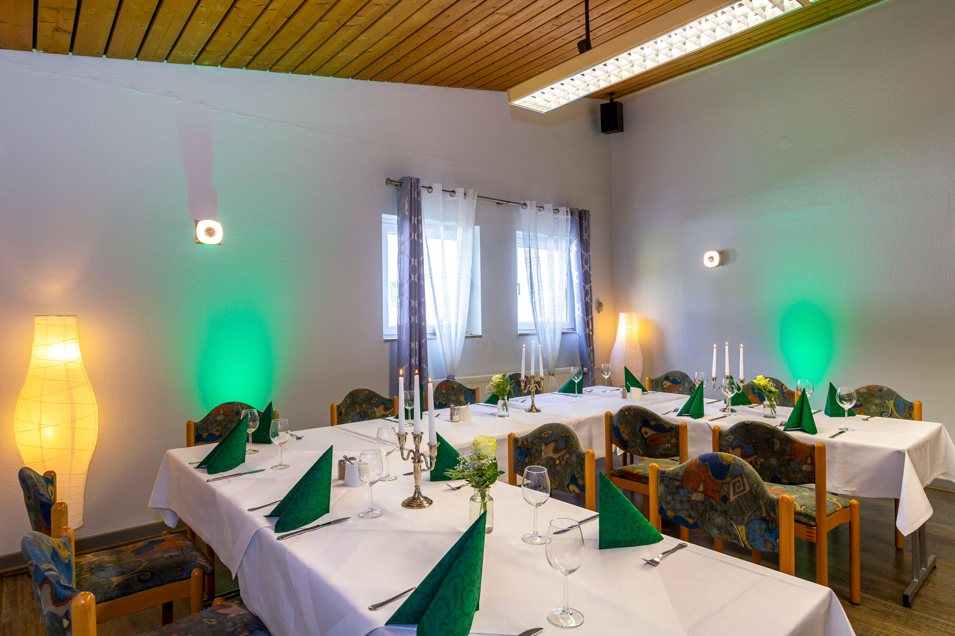 Bruiloft - Hessen - Studio Empore - geeignet für bis zu 20 Personen - Restaurant & Landhotel "Zum Niestetal"