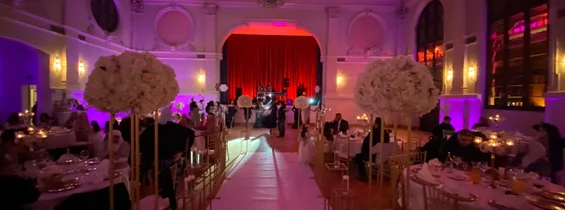 Hochzeitslocation: Der Ballsaal der Hochzeitslocation 'Ballhaus Pankow' - Ballhaus Pankow