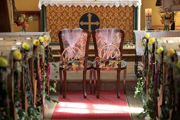 Hochzeit: Kirche Hl. Dreifaltigkeit 
(c)Foto Helga Rader - Jägerwirt Dreifaltigkeit