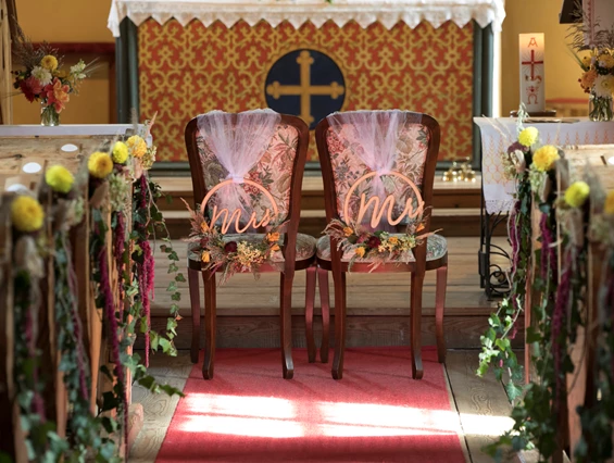 Hochzeit: Kirche Hl. Dreifaltigkeit 
(c)Foto Helga Rader - Jägerwirt Dreifaltigkeit