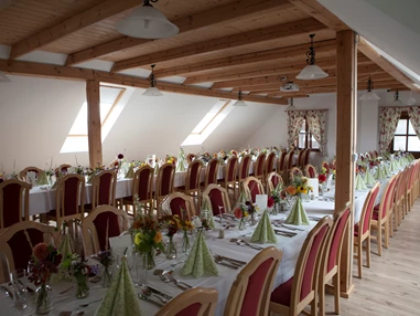 Hochzeit: Saal 
(c)Foto Helga Rader - Jägerwirt Dreifaltigkeit