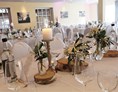 Hochzeit: Der Festsaal des THIES 42 bietet Platz für bis zu 300 Hochzeitsgäste. - THIES42