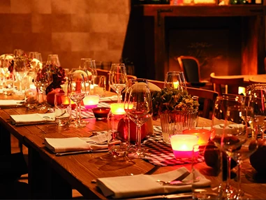 Hochzeitslocation: herbstlich Hüttenzauber - zum Heurigen