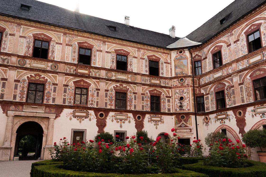Hochzeit: Renaissance-Innenhof
900m2 - Der perfekte Platz für den Empfang um Ihren Gästen den 1. WOW-Effekt zu bieten - Schloss Tratzberg