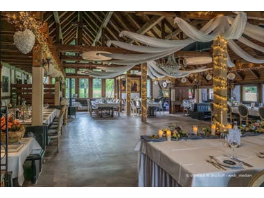 Hochzeit: Hofgut Übersberg