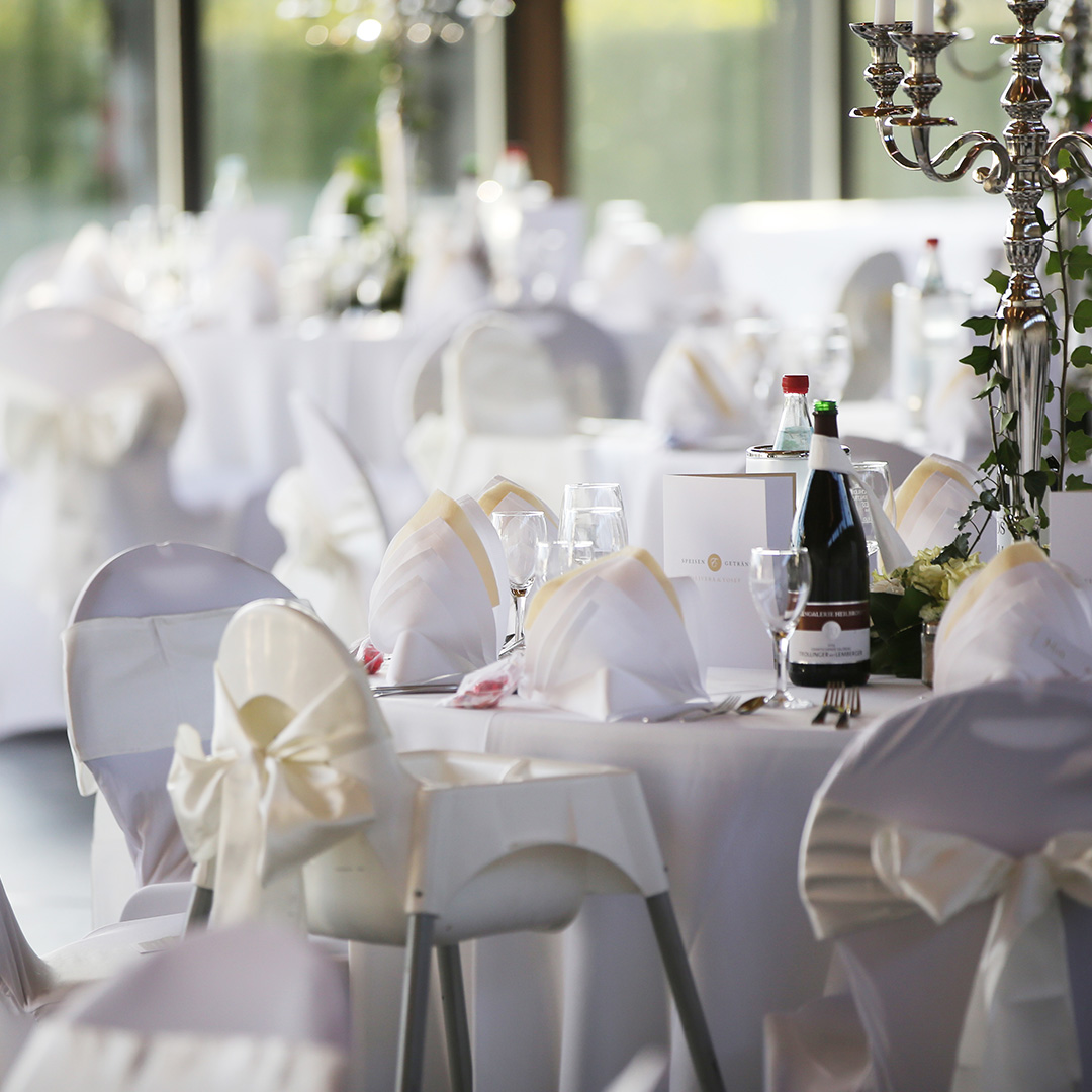 Hochzeit: Eure Hochzeit in den Festhallen Sonnenbühl. - Festhallen Sonnenbühl