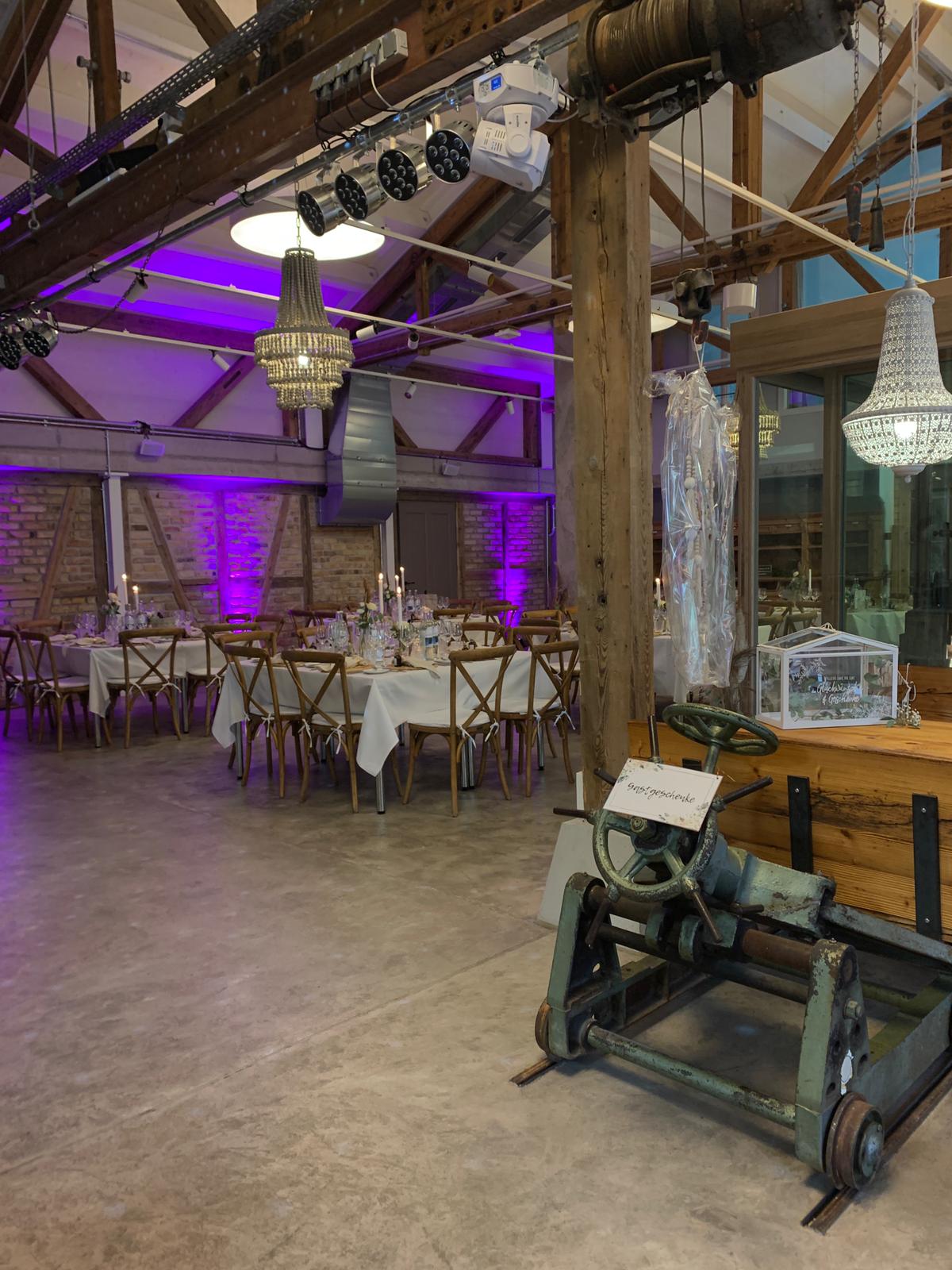 Hochzeitslocation: Werkstatt - die Säge
