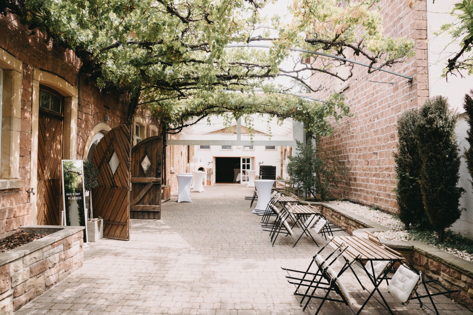 Hochzeit: Rebe Deidesheim