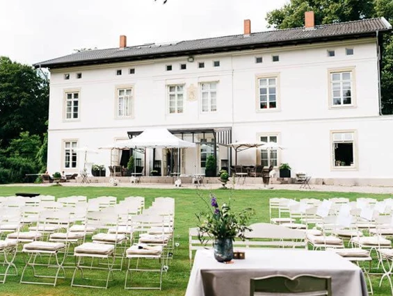 Hochzeit: Ihr privates Herrenhaus mit 5 Hektar grossem Park -maximale Privatsphäre - Herrenhaus Gut Bliestorf GmbH
