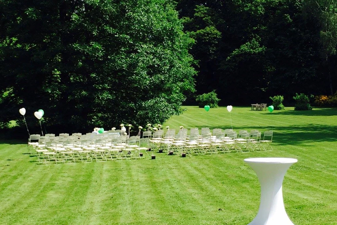 Hochzeit: 5 Hektar grosser Landschaftspark - ganz Privat! - Herrenhaus Gut Bliestorf GmbH
