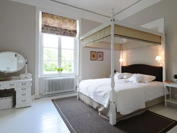 Hochzeit: Hochzeit-Suite - Herrenhaus Gut Bliestorf GmbH