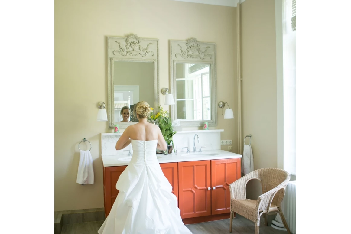 Hochzeit: Getting ready - Herrenhaus Gut Bliestorf GmbH