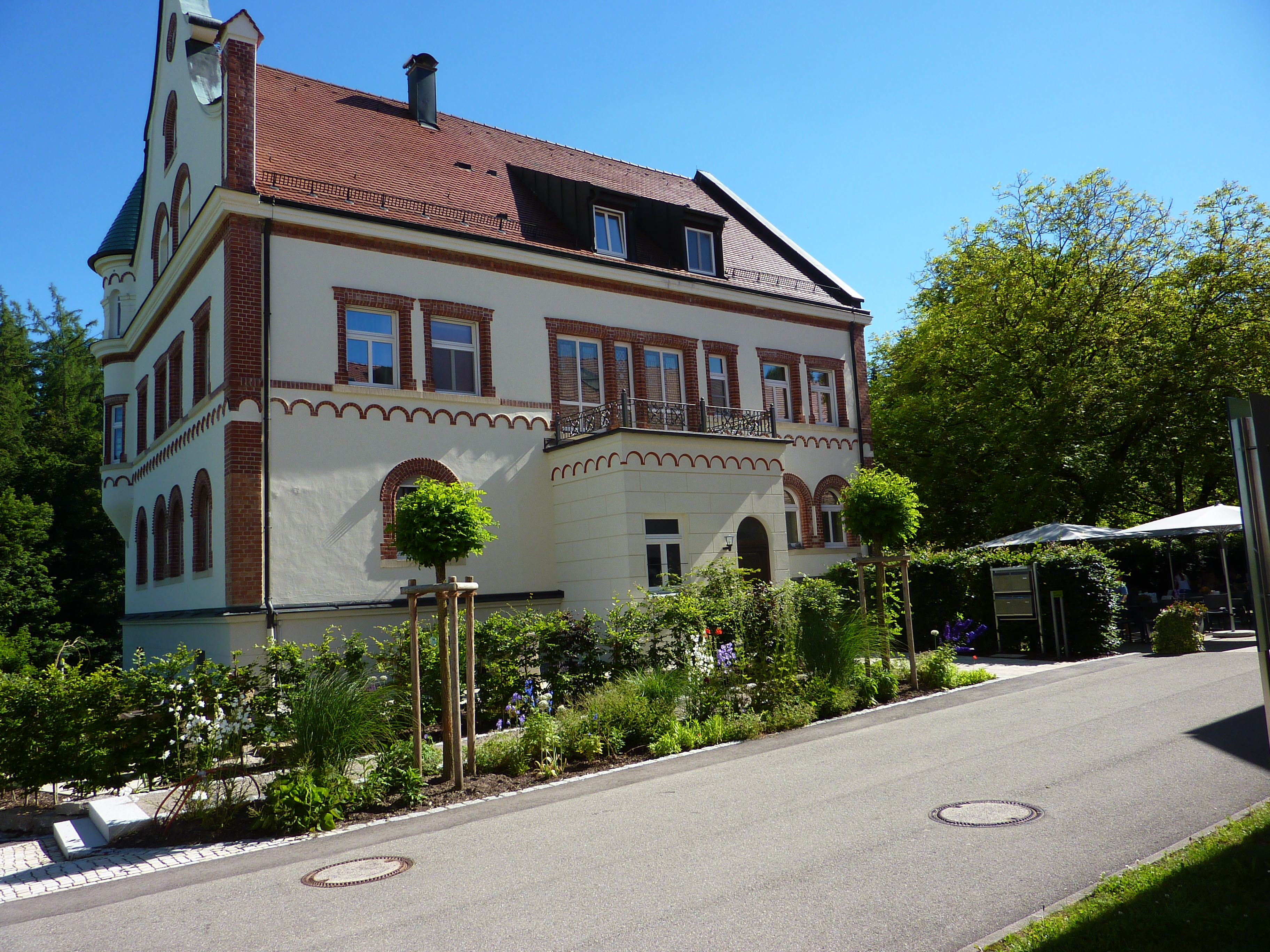Hochzeit: Gästehaus San Damiano - Kloster Bonlanden